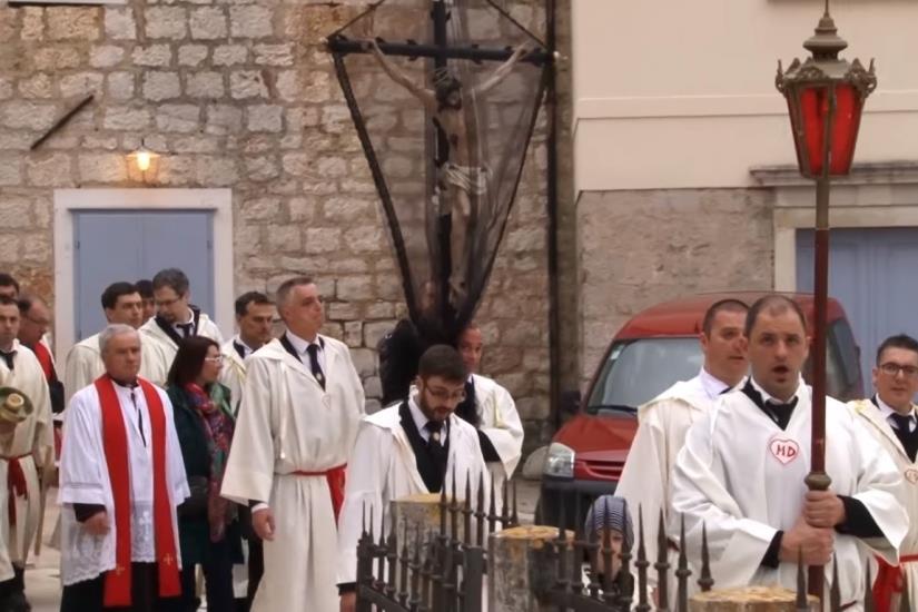 procesija_za_križen_16042019_glasdalmacije