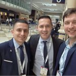 Svjetski neurokirurški kongres 2025. Doc. prim. dr. sc. Fadi Almahariq (Hrvatska) Doc dr. sc. Almir Džurlić (BiH) Doc. dr. sc. Mirza Pojskić (Njemačka)